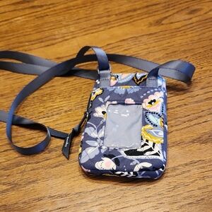 Vera Bradley Charmont Meadow Mini Cellphone Crossbody ID Wallet